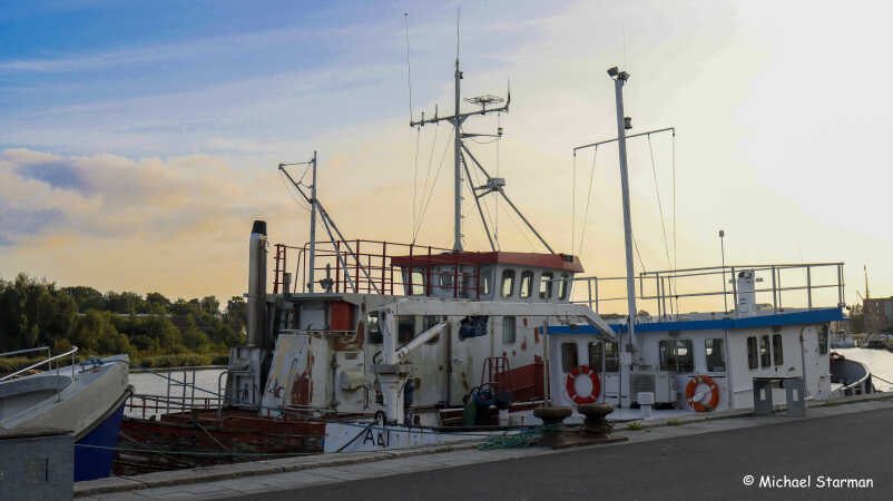 Haderslev Havn, gamle skibe.