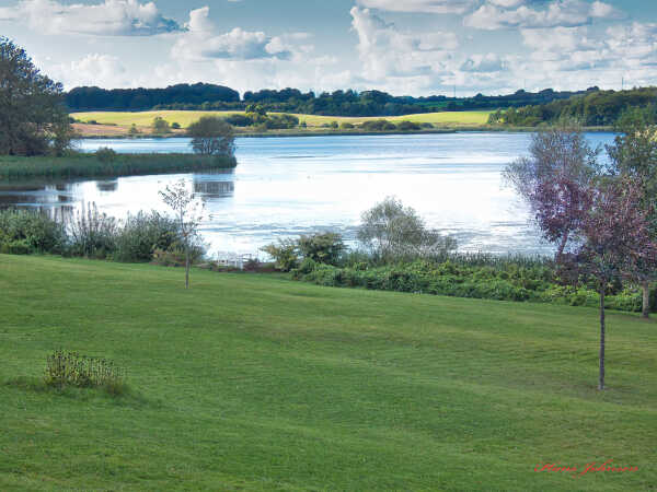 Et kik over søen  