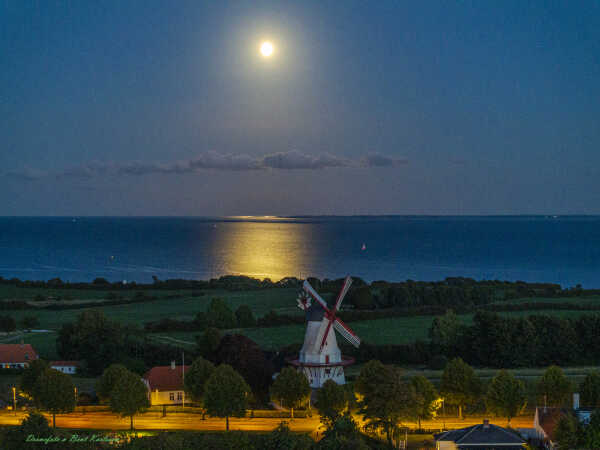 2025 sep 05 Dybbøl møle blå time måneskin drone(24)