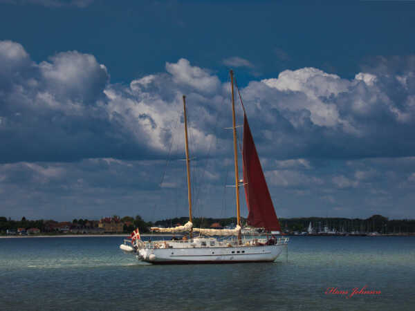 Sejlskib set fra Årø