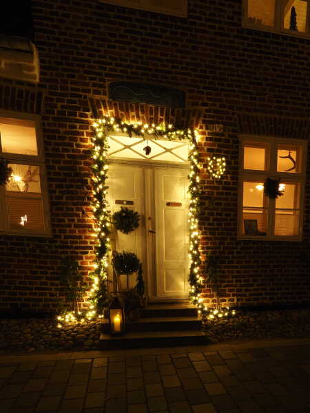 2025 dec 12 dør julesmykket ribe