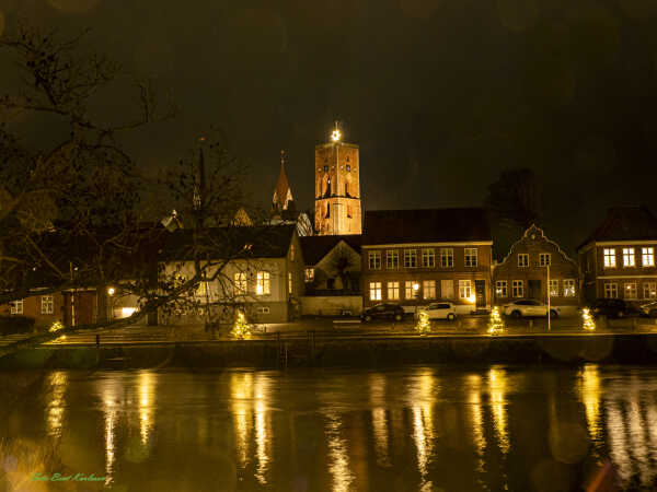 2025 dec 12 Ribe domkirke over Skibbroen julesmykket (1)